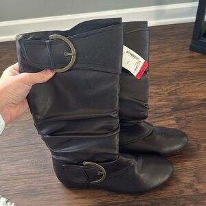 Size 10 boots never worn